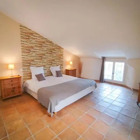 Le Mas De Gleyzes - Charme Authentique & Detente Avec Piscine Lédenon Room photo