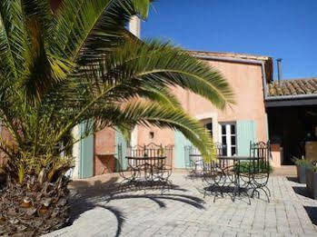 Le Mas De Gleyzes B&B de Charme Lédenon