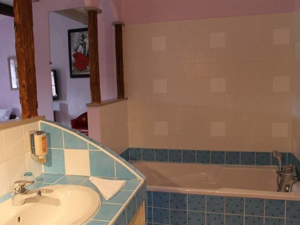 Le Mas De Gleyzes B&B de Charme Frühstückspension Lédenon